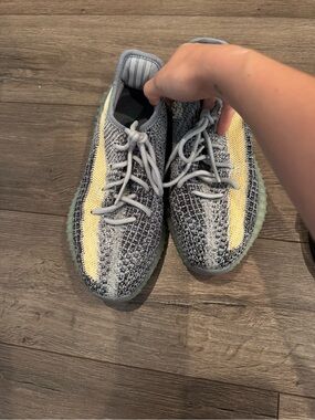 Yeezy Boost 350 V2 Grey with Yellow Stripe